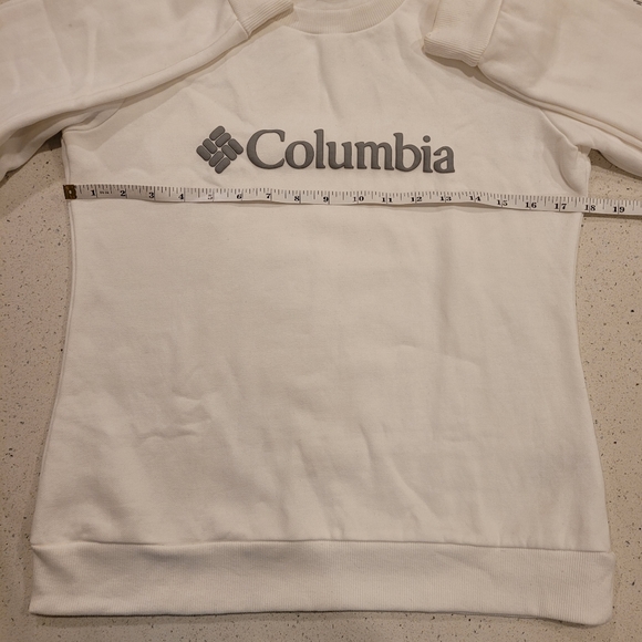 Columbia Women’s White Sweater Size S - Picture 4 of 5